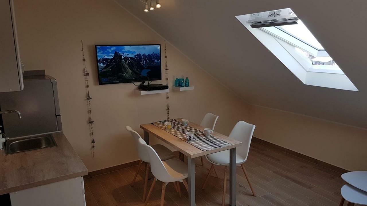 Monika Apartment 蒂瓦特 外观 照片
